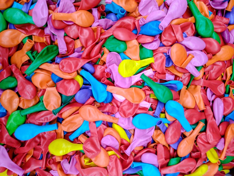 kleine Luftballons in der Herstellung